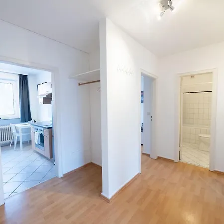 Monteurwohnung-fuer-6-personen-2og-6-betten-in-ahrensburg-naehe-hamburg-agge3701 * Ahrensburg