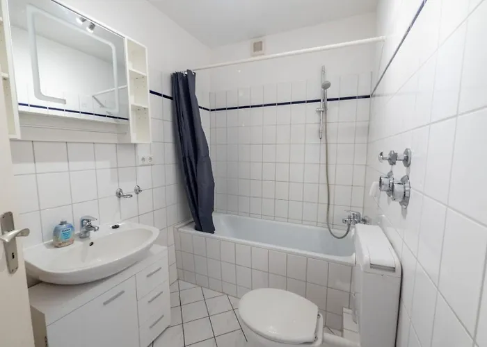 Monteurwohnung-fuer-6-personen-2og-6-betten-in-ahrensburg-naehe-hamburg-agge3701 Lägenhet Ahrensburg